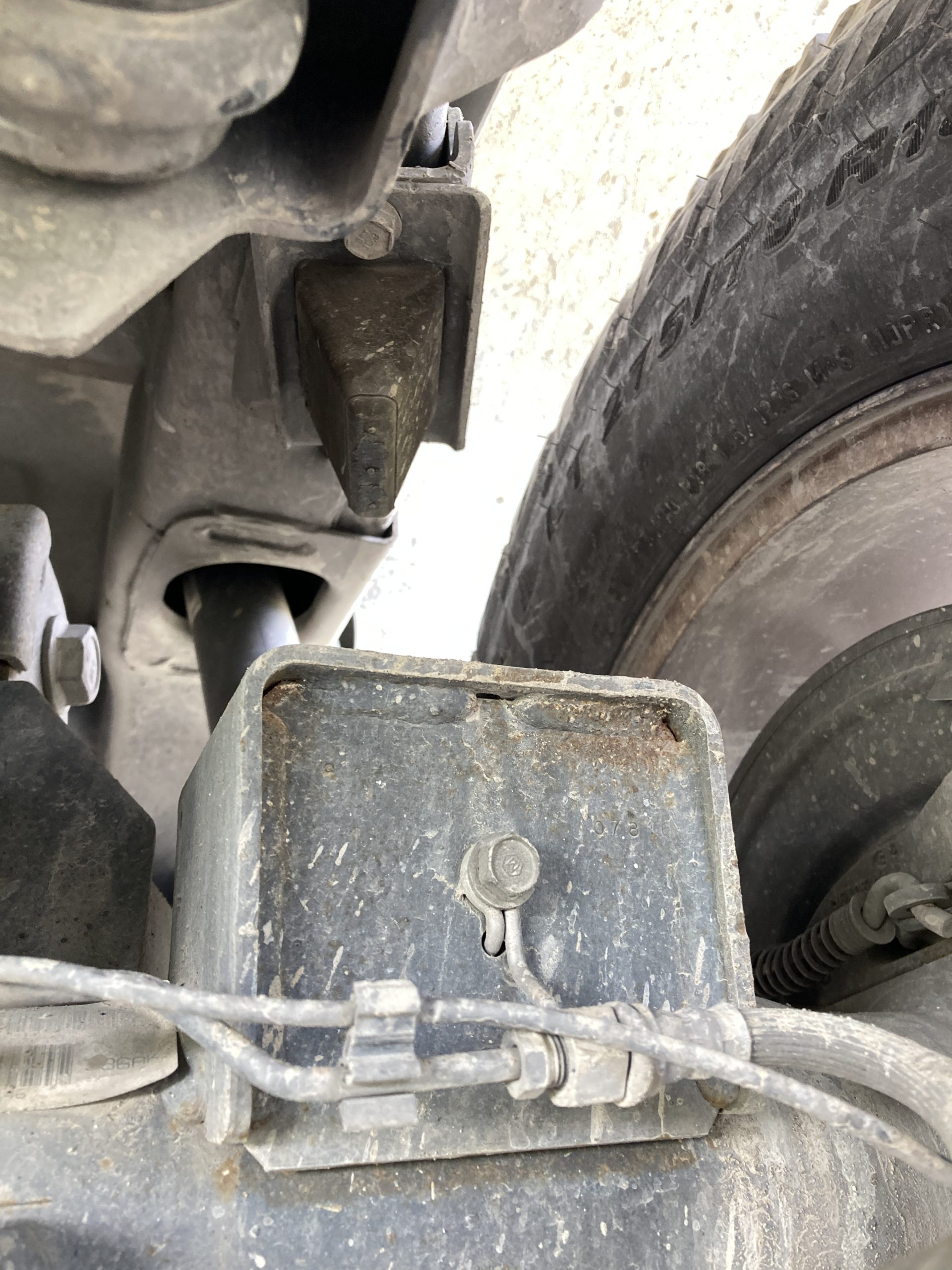 Ram 2500 Airbag Suspension Installation David's Mobile RV Service